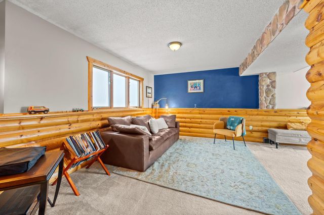 19119 Waco Street NW, Elk River, MN 55330