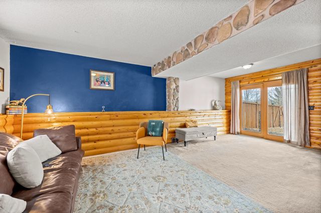 19119 Waco Street NW, Elk River, MN 55330