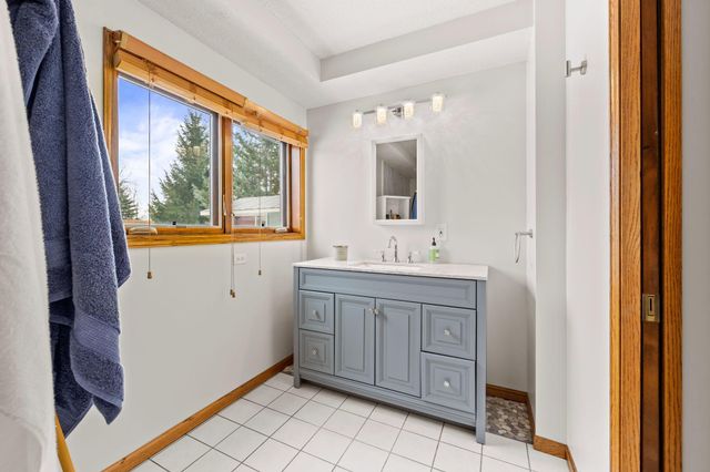 19119 Waco Street NW, Elk River, MN 55330