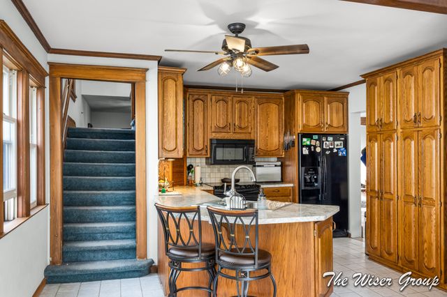 1219 Grand Avenue, Kalamazoo, MI 49006