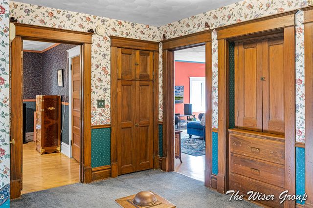 1219 Grand Avenue, Kalamazoo, MI 49006