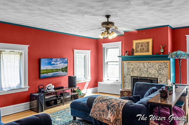 1219 Grand Avenue, Kalamazoo, MI 49006