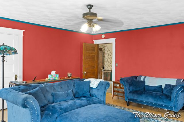 1219 Grand Avenue, Kalamazoo, MI 49006