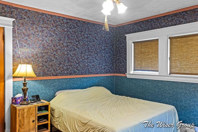 1219 Grand Avenue, Kalamazoo, MI 49006