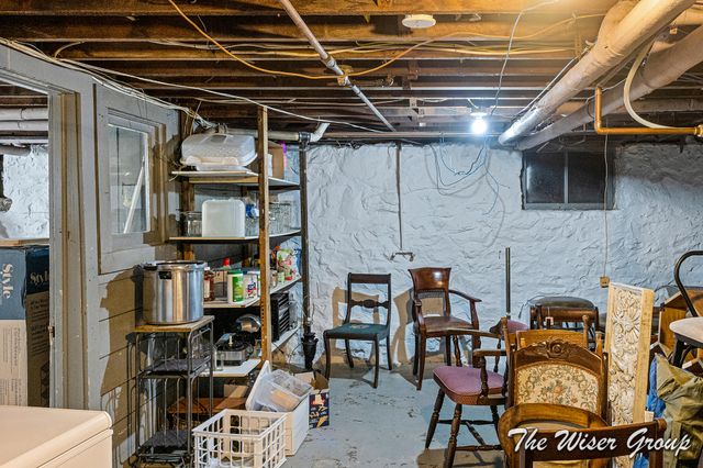 1219 Grand Avenue, Kalamazoo, MI 49006