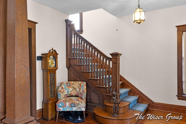 1219 Grand Avenue, Kalamazoo, MI 49006