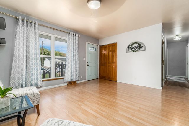 1062 Mulberry Road, Circleville, OH 43113