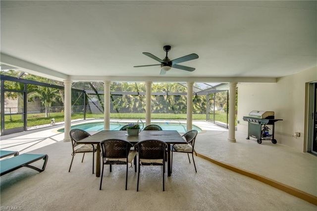 4424 SE 11th PL, Cape Coral, FL 33904