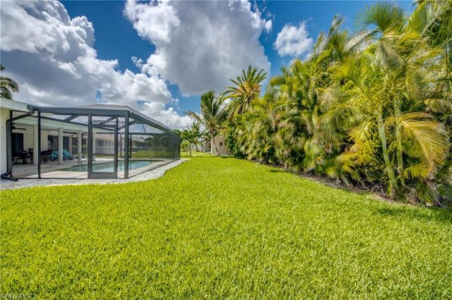 4424 SE 11th PL, Cape Coral, FL 33904