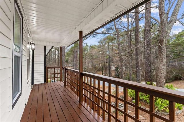 41 Bakers Bridge Circle, Douglasville, GA 30134