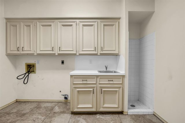 4202 Canterwood Drive, Houston, TX 77068