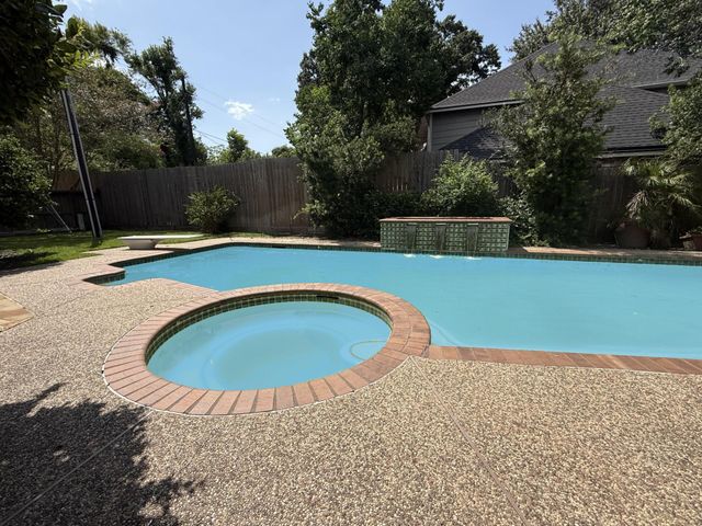 4202 Canterwood Drive, Houston, TX 77068