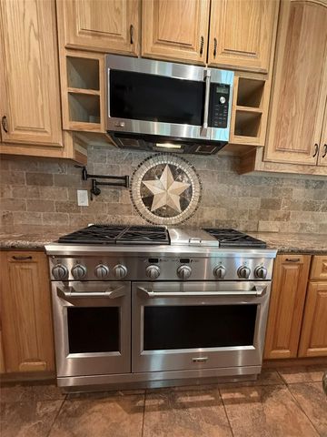 4202 Canterwood Drive, Houston, TX 77068