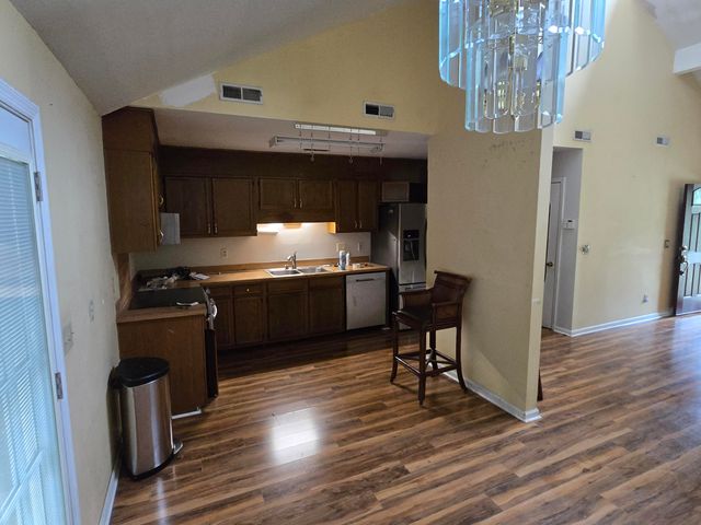 407 Hunt Court, Goose Creek, SC 29445