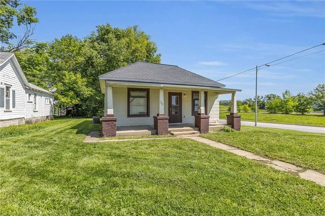 700 Parker Avenue, Osawatomie, KS 66064
