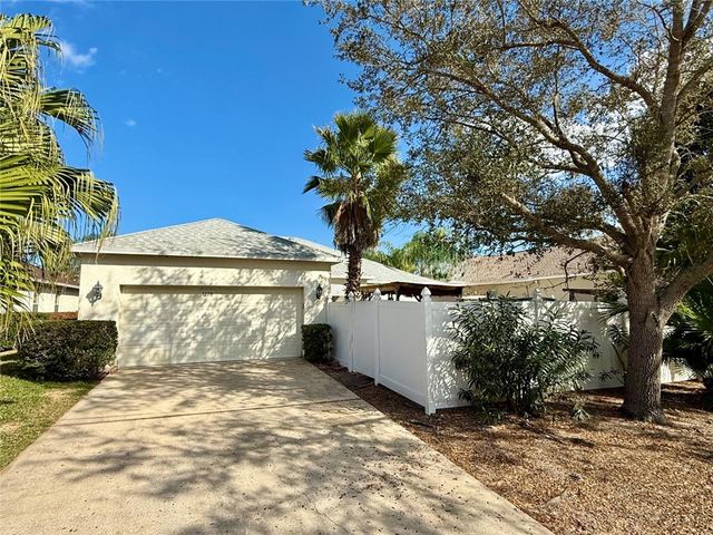 1278 Classic Court, Vero Beach, FL 32966