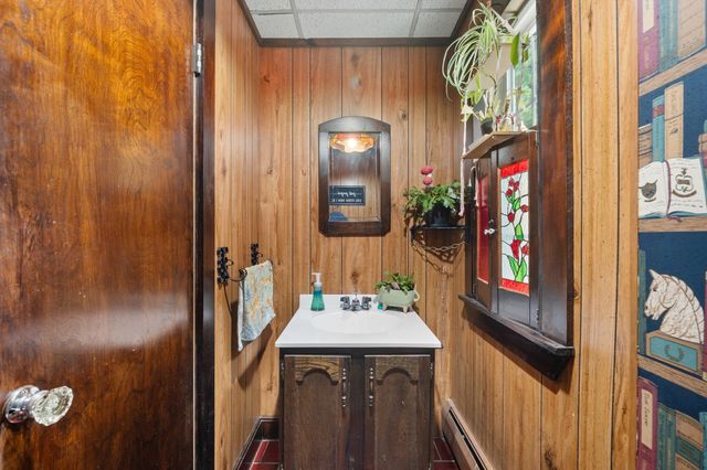 163 Oakside Ave, Methuen, MA 01844