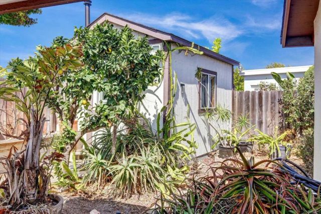 3239 Calle Osuna, Oceanside, CA 92056