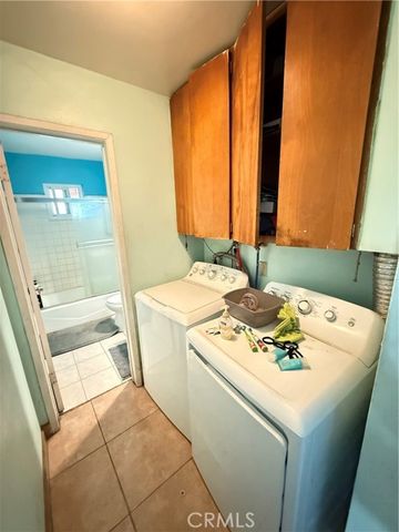 210 S Howard Street, Corona, CA 92879