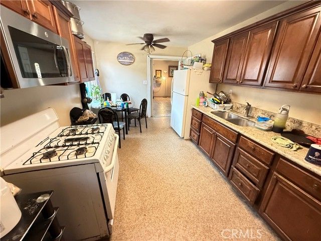 210 S Howard Street, Corona, CA 92879