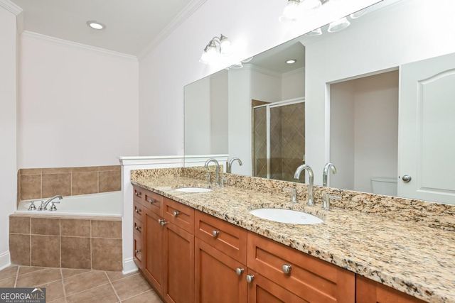 1915 Sterling Oaks Circle NE, Atlanta, GA 30319