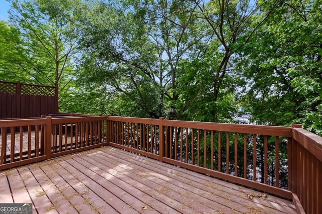 1915 Sterling Oaks Circle NE, Atlanta, GA 30319