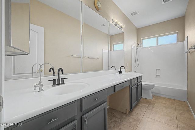 474 E RANCH Road, Gilbert, AZ 85296