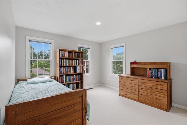 38 Trowbridge Lane, Shrewsbury, MA 01545