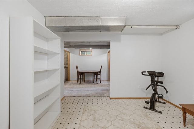 38 Trowbridge Lane, Shrewsbury, MA 01545