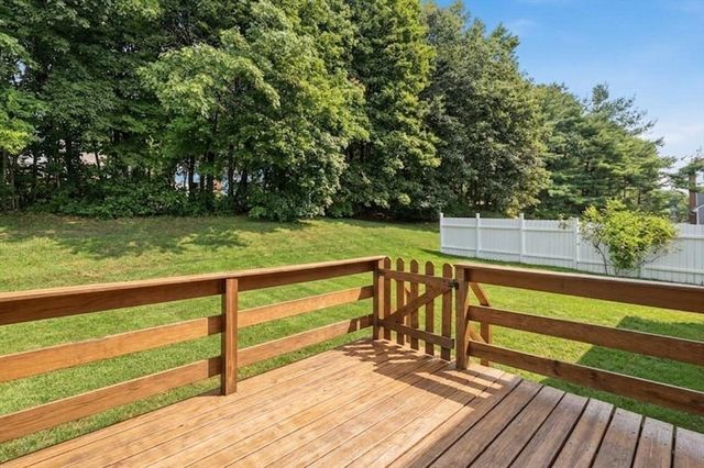 38 Trowbridge Lane, Shrewsbury, MA 01545