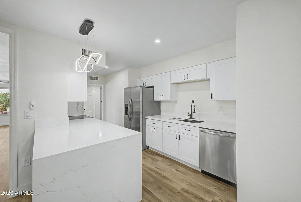 9839 W ROYAL OAK Road, Sun City, AZ 85351 — exterior