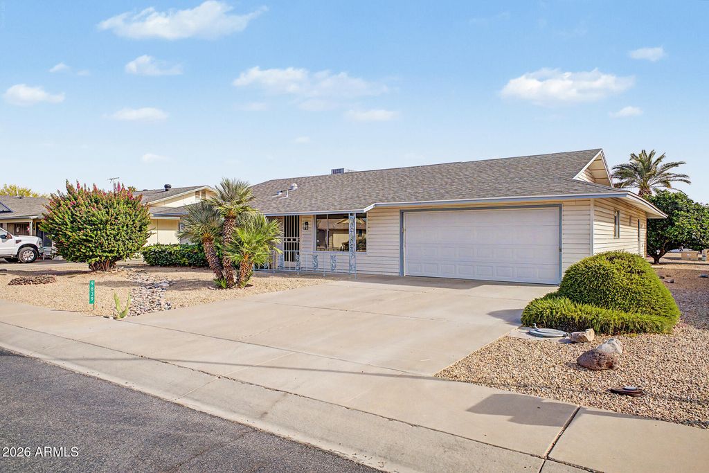 9839 W ROYAL OAK Road, Sun City, AZ 85351 — photo 5