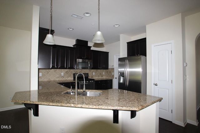 10019 Lynnberry Place, Raleigh, NC 27617