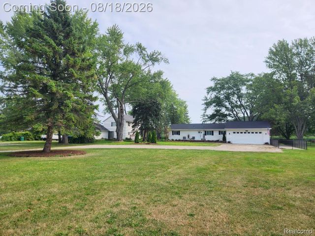32563 Sutton Road, Chesterfield Township, MI 48047