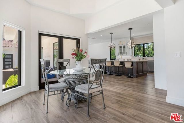17520 Embassy Drive, Los Angeles, CA 91316