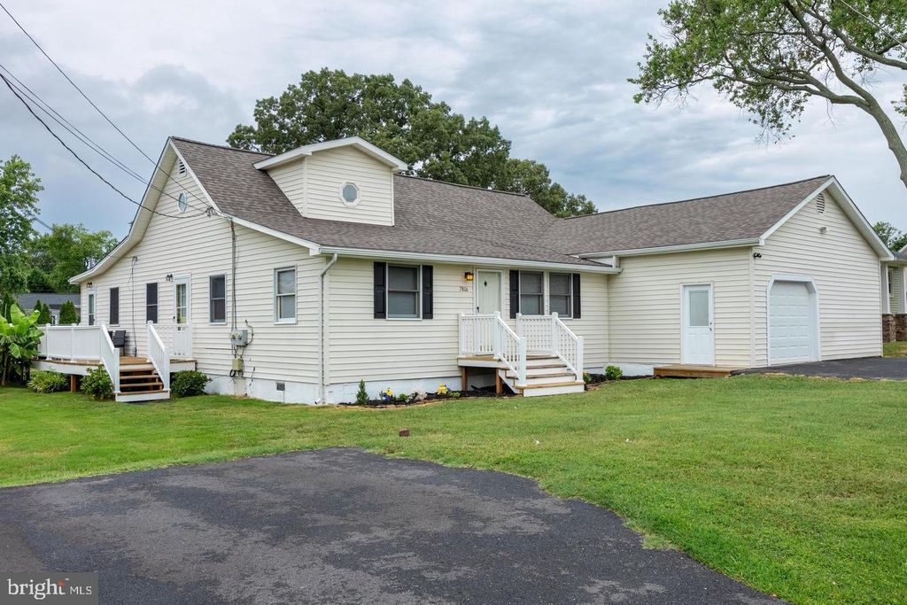 7806 APPLETREE RD, Pasadena, MD 21122