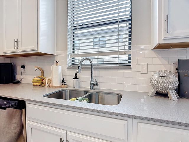 8543 COUPLES STREET, Davenport, FL 33896