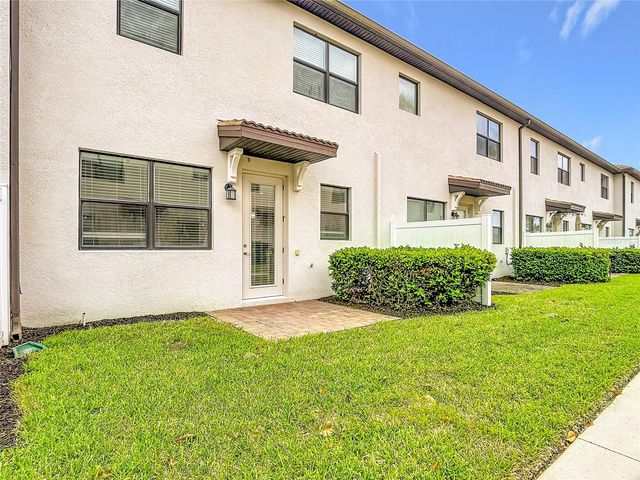 8543 COUPLES STREET, Davenport, FL 33896