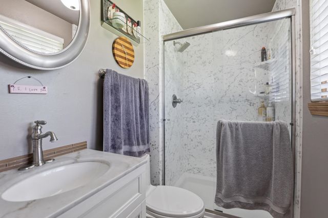 15619 E 14th Ave, Spokane Valley, WA 99037