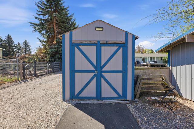 15619 E 14th Ave, Spokane Valley, WA 99037