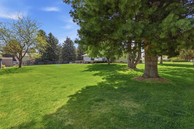 15619 E 14th Ave, Spokane Valley, WA 99037