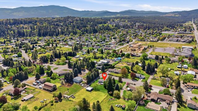 15619 E 14th Ave, Spokane Valley, WA 99037