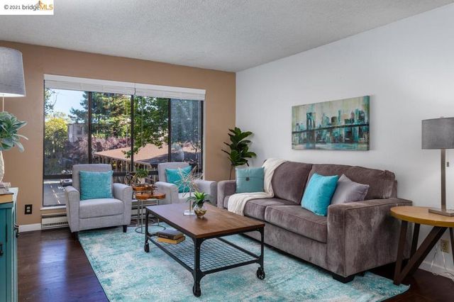 8 Captain Drive E363, Emeryville, CA 94608
