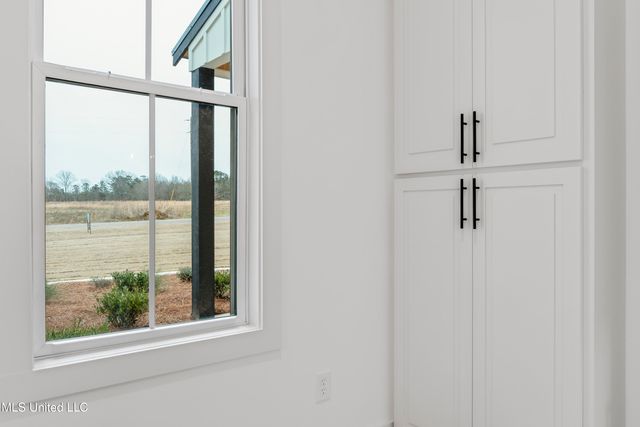 327 Grace Acres Drive, Brandon, MS 39047