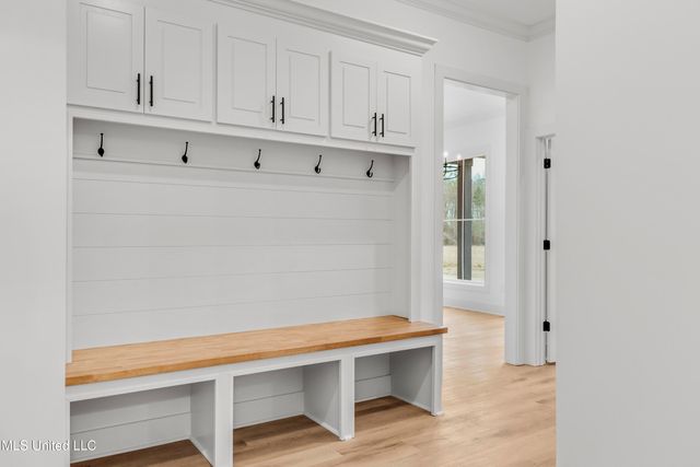 327 Grace Acres Drive, Brandon, MS 39047