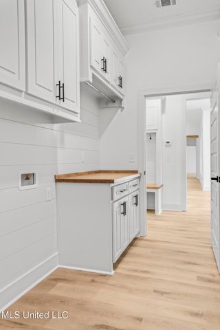 327 Grace Acres Drive, Brandon, MS 39047