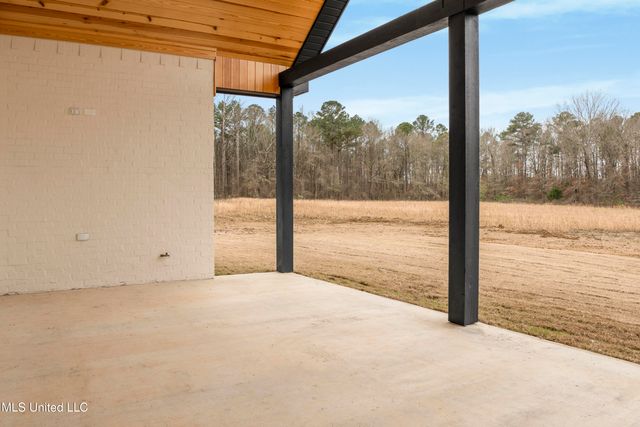 327 Grace Acres Drive, Brandon, MS 39047