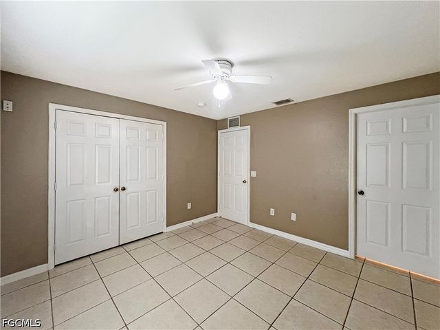 5231 27th ST SW, Lehigh Acres, FL 33973