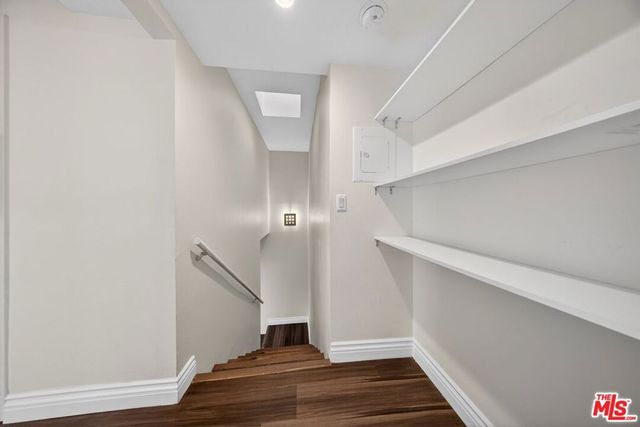 11063 Cumpston Street 102, North Hollywood, CA 91601