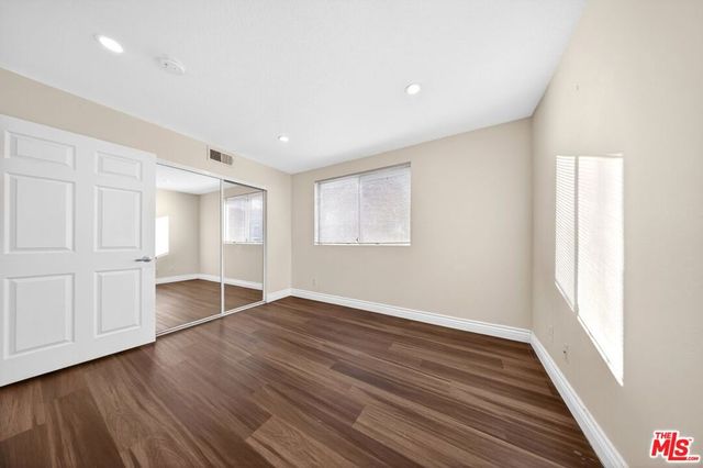 11063 Cumpston Street 102, North Hollywood, CA 91601